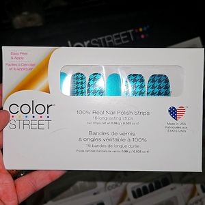 Colorstreet